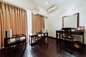 Thái BìnhWhite Palace Thai Binh Hotel的相册照片