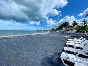 普拉亚科罗纳多Beautiful Beach Stay, Golf view Suite at Coronado的相册照片