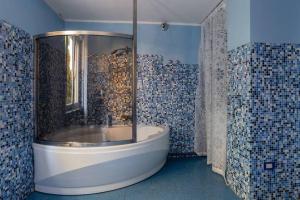 Appartamento Fronte Mare - parcheggio privato的一间浴室