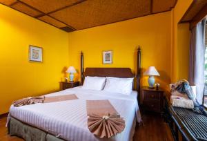 Baan Krating Khao Lak Resort - SHA plus客房内的一张或多张床位