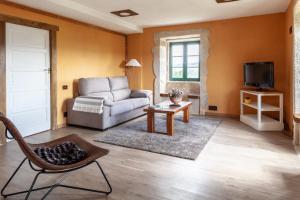 Apartamento Vistaboa Ribeira Sacra的休息区