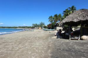 特雷热比奇Rock Side Villa On the Beach的相册照片