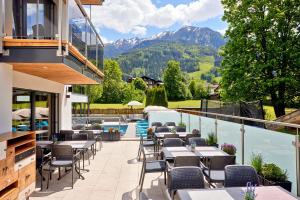 HOTEL SONNBLICK Kaprun Salzburg - incl Zell am See-Kaprun Summercard餐厅或其他用餐的地方