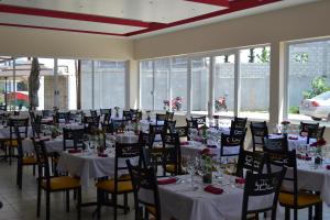 Hotel Casablanca Xicotepec餐厅或其他用餐的地方