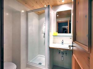 Apartment Ainhauser-2 by Interhome的一间浴室