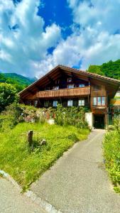 Hofstetten Charmant Chalet mit See und Bergsicht的相册照片