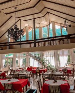 Hotel Djokovic餐厅或其他用餐的地方