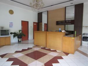 Hotel BIP Tawangmangu大厅或接待区