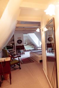 Danners Landhaus客房内的一张或多张双层床