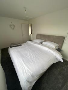 克拉姆灵顿Newly Refurbished Beautiful Location 1 Bedroom Residential House sleeps 4的相册照片