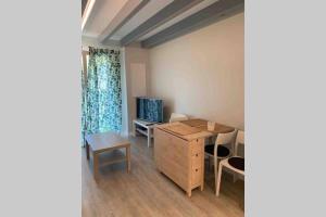 安格雷appartement residence avec piscine à anglet limite Biarritz的相册照片