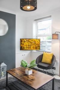 科尔切斯特'Number 11' Central Colchester - Super Convenient 2 x Double Bed 1 x Single Bed Cottage PLUS Office & Garden, 8 min walk Nth Station & Town Ctr, 2 min walk local shops & restaurants的相册照片