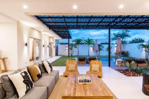 Costa Azzurra Villas by BaliSuperHost的休息区