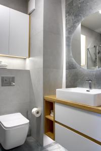 Essence Apartments Topaz的一间浴室