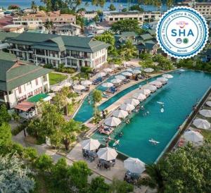 皮皮岛PP Princess Resort- SHA Extra Plus的shka度假村泳池的空中景致