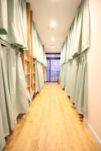 京都THE NEXT DOOR Dormitory & Private Hostel的相册照片