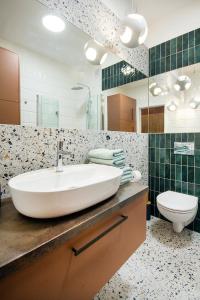 W&K Apartments - Joy Suite的一间浴室