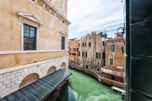 威尼斯Casanova Fenice - Canal View的相册照片