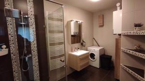 Lux Apartman Velence的一间浴室