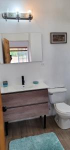 Azteca Villas的一间浴室