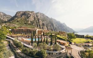 利莫内-苏尔加达Hotel Caravel的山地度假酒店