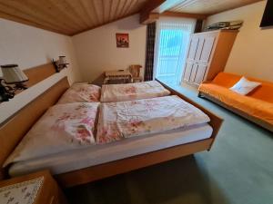 Apartement Obweghof Abtenau, Salzburger Land客房内的一张或多张床位