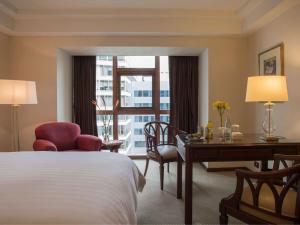 瑞士利马酒店客房内的一张或多张床位