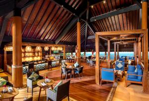 Welcomhotel by ITC Hotels, Bay Island, Port Blair餐厅或其他用餐的地方