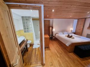 里雾诗Chalet Tontine, 3 bedrooms, sauna, terrace and great views !的相册照片