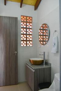 Ecohotel Guaduales Pereira的一间浴室