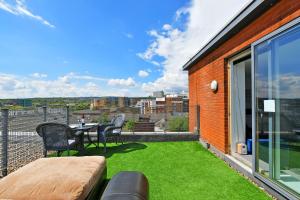 谢菲尔德Sheffield Penthouse with Rooftop Terrace & FREE Parking的相册照片