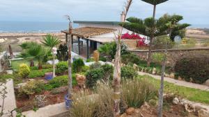 Maison de plage avec piscine et vue sur mer平面图