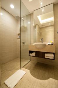 格兰德索尔海滨酒店的一间浴室