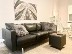 3-Raum Apartment Quartier57 Hamburg-Eppendorf的休息区