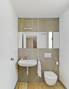 阿方索十世公寓的一间浴室