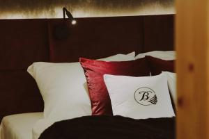 Bajka Hotel & Resort客房内的一张或多张床位