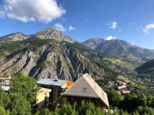 阿洛斯Aux pieds des pistes du Seignus calme et charmant的相册照片