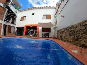 Hotel Villa Del Socorro内部或周边的泳池