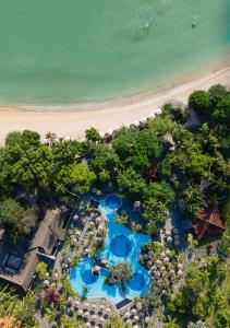 努沙杜瓦巴厘岛美利亚酒店的海滩附近度假村的空中景致