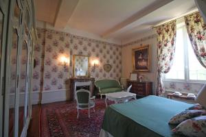 伊泽尔查布列城堡酒店的相册照片