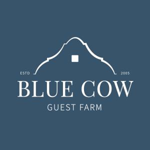 巴里代尔Blue Cow Barn - Boutique Farm的蓝色牛客农场标志