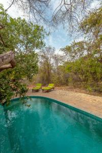 Leopard Safaris Yala内部或周边的泳池