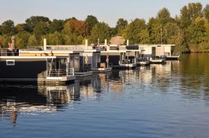 马斯特里赫特Cozy floating boatlodge "Het Vrijthof"的相册照片