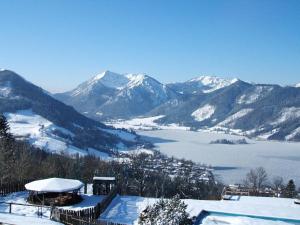 施利尔塞Ferienhaus Alpenflair bei Schliersee的相册照片