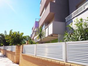 普拉加德阿罗Saromar I Apartament amb gran terrassa, per 6 persones a 5 minuts de la Platja Gran的相册照片