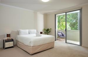 Warrawee Premium 2 Bed Apartment w Large Balcony and Secure Parking平面图