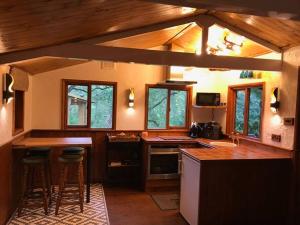 RibchesterLuxury Log Cabin with Outdoor Wood Fired Hot Tub & Pizza Oven的相册照片