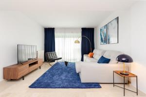 马德里Las Encinas Design Apartment in Conde Orgaz Area - Madrid的相册照片