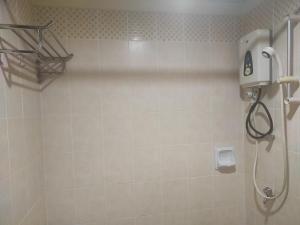 Ultimate Comfort and Privacy, Upper Studio Unit, Suria Laketown Apartment, Bukit Merah Laketown Resort的一间浴室