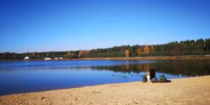 Zakrzówek SzlacheckiKajaki wino i śpiew - domek z sauną w otoczeniu lasów i sąsiedztwie zalewu的相册照片